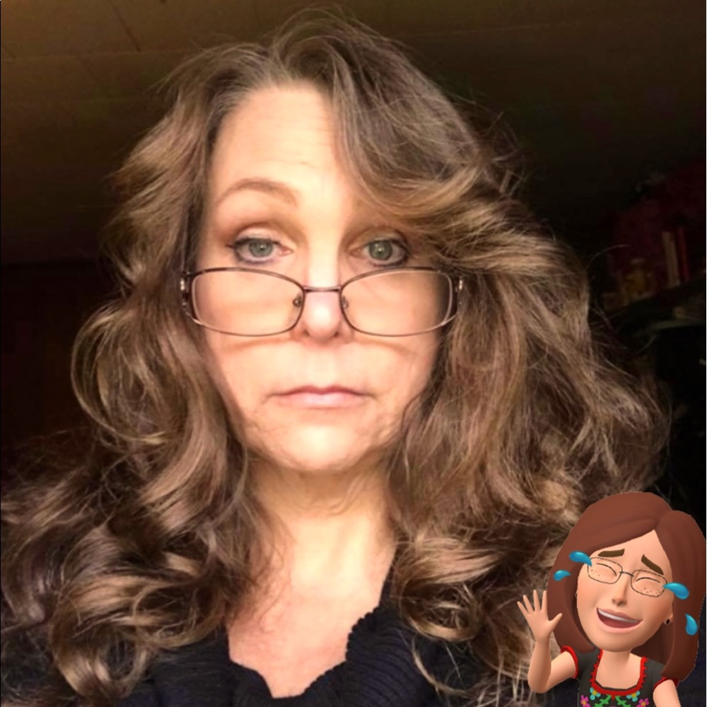 Meet your Posher, Tina